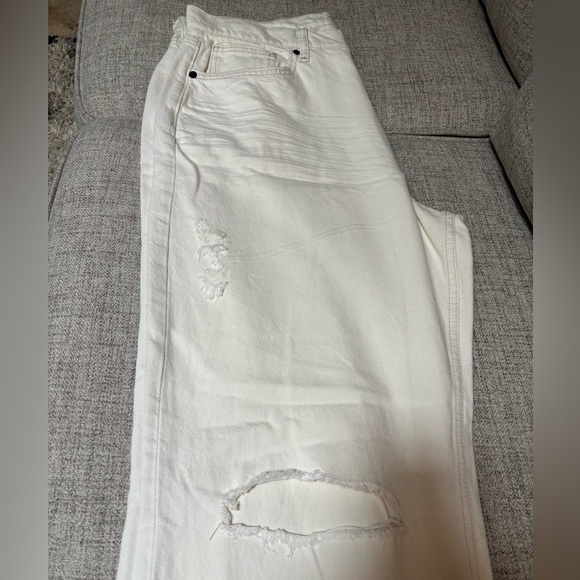 ARIZONA JEAN CO. HI-RISE WIDE LEG RIPPED DISTRESSED WHITE CASUAL JEANS SZ 15 J - Picture 8 of 11